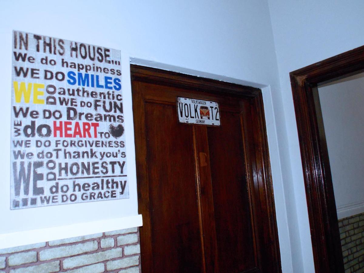 Trap Houz Backpackers *