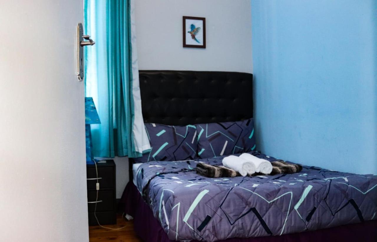 Trap Houz Backpackers * Cape Town